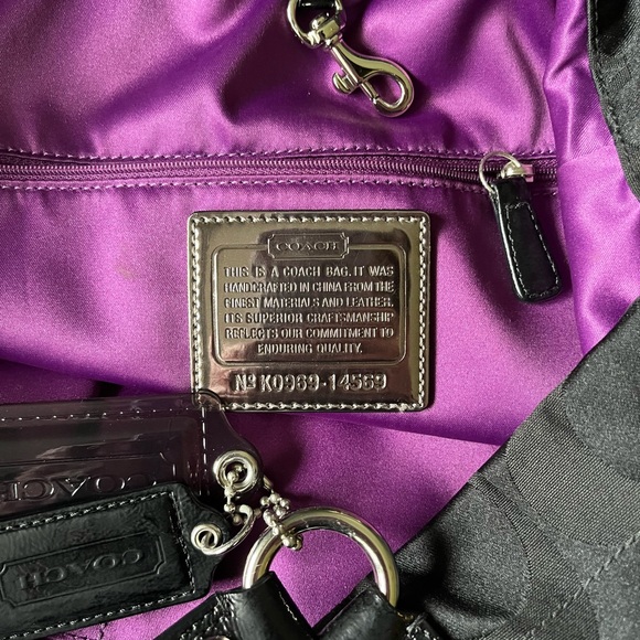 Coach Poppy black fabric tote bag. Excellent condition!❣️ - Picture 6 of 11